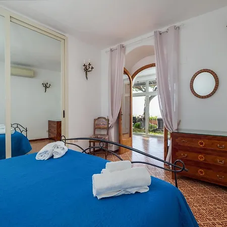 Appartamento Scorcio D' Oltremare - Sea View In *